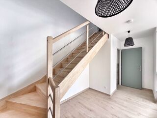  Maison à louer 4 pièces 108 m²