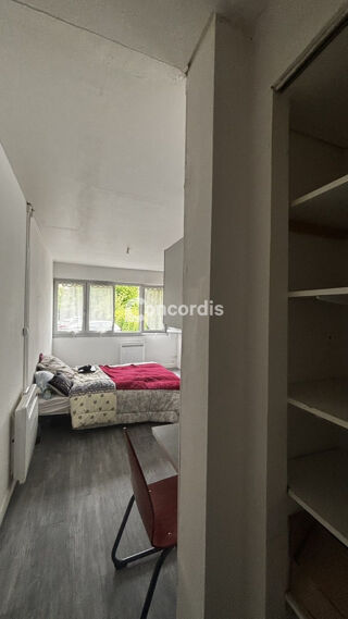  Appartement à louer 1 pièce 23 m²