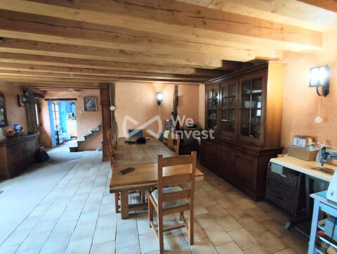   Corps de ferme avec d�pendances sur terrain clos de 6,5 hectare Maison - 6 pi�ce(s) - 215 m�