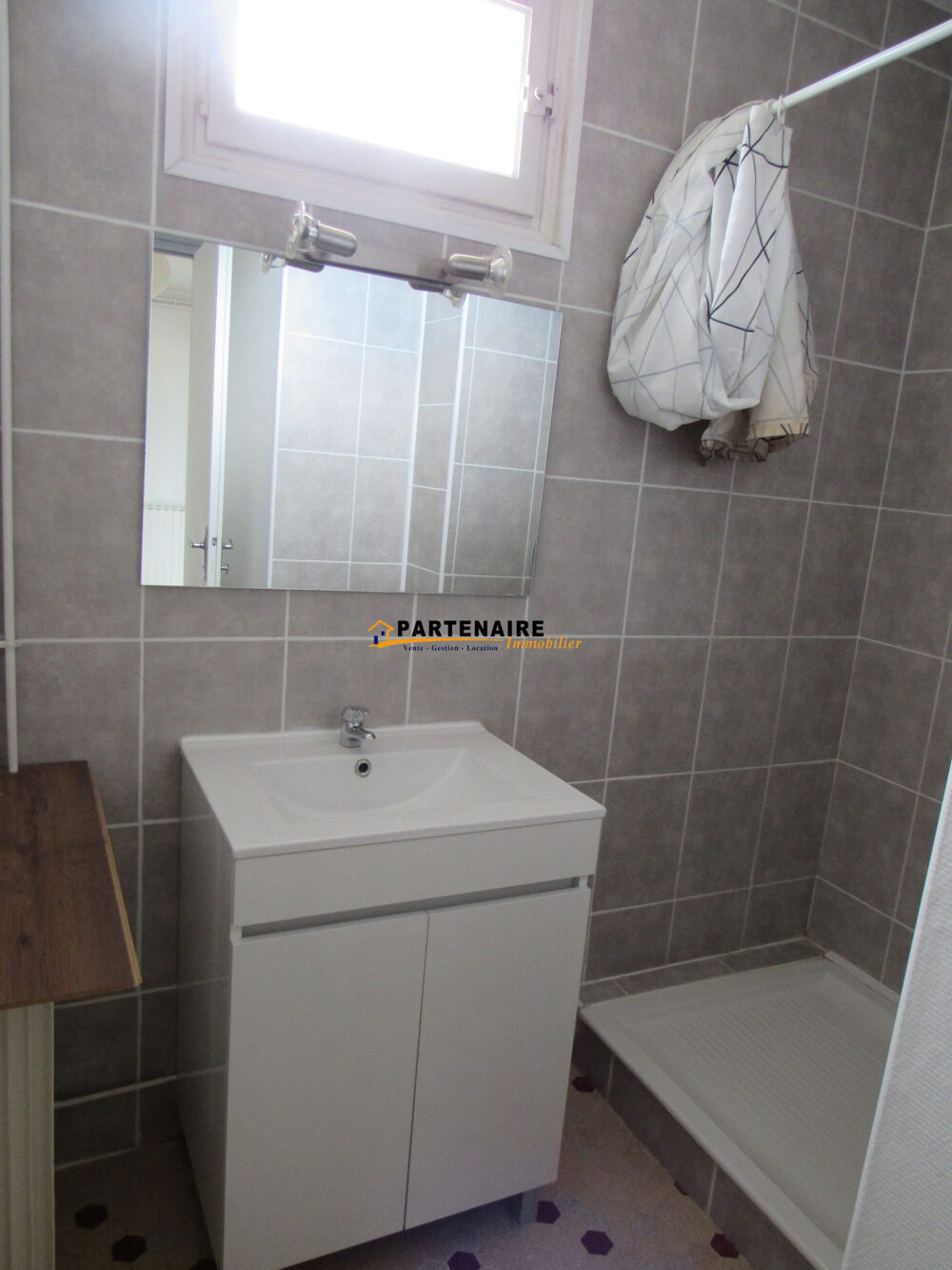 Location Appartement  Appartement T3 Saint Uze Saint-uze