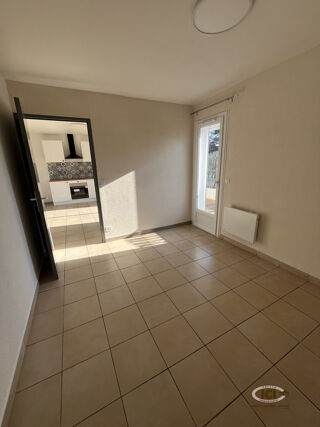 Appartement à louer 3 pièces 70 m² Scientrier