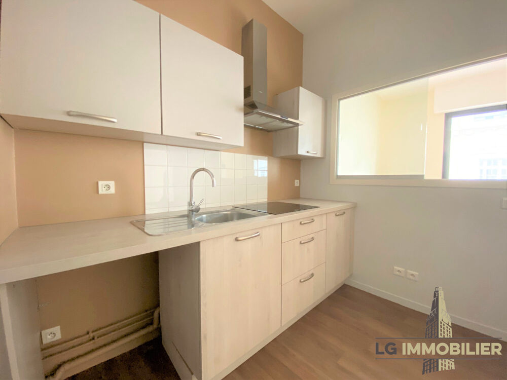 Location Appartement CENTRE-VILLE - TYPE 2 AVEC PARKING ET CAVE Amiens