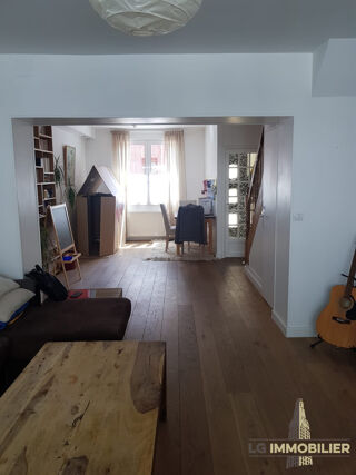  Maison  louer 8 pices 95 m