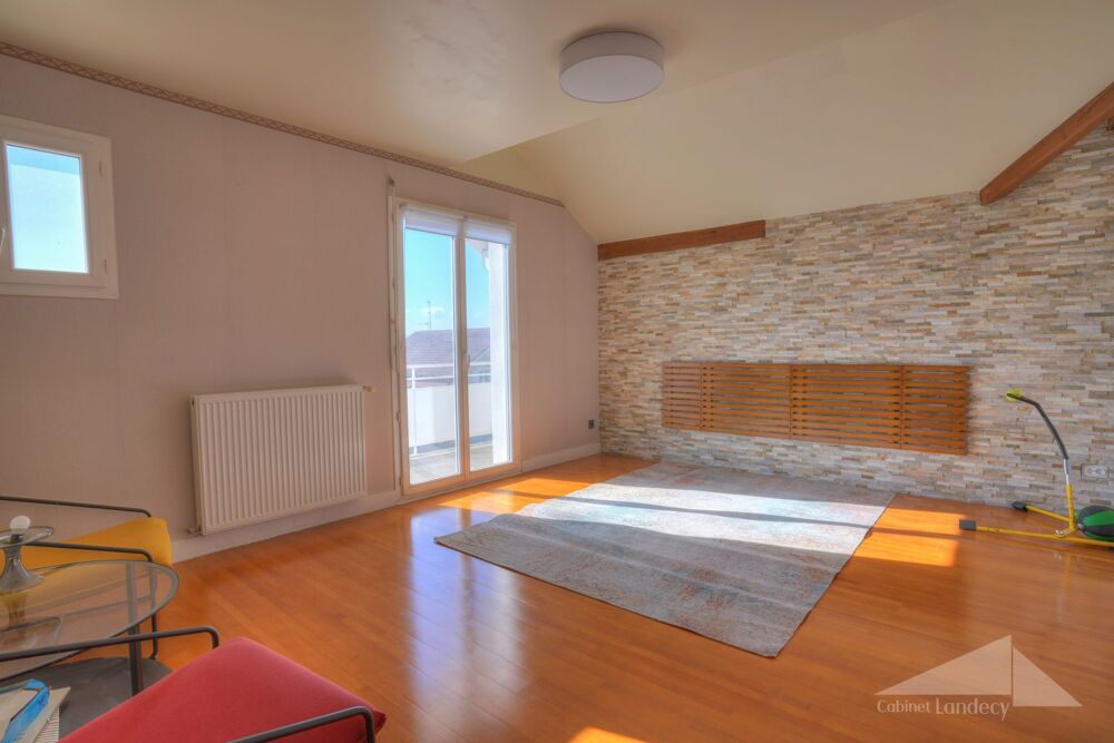 � vendre  Maison Sergy (01630)