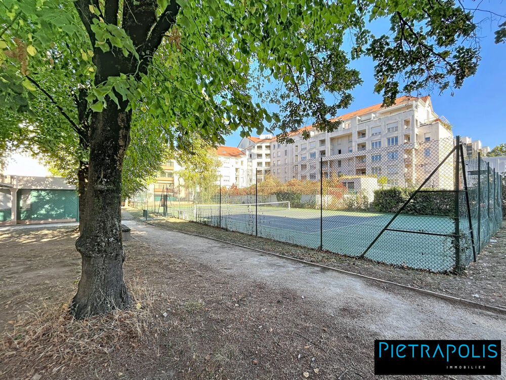 Vente Appartement T4 au calme avec balcon, dans une copropriété avec parc arbor? Lyon 7