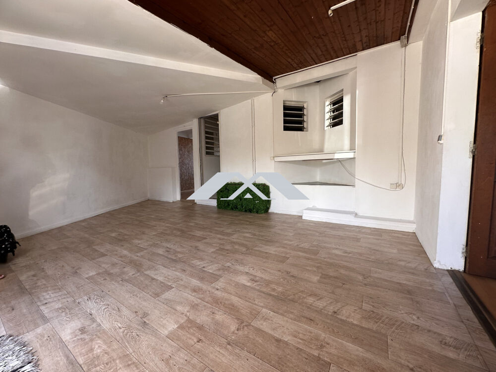 Vente Immeuble Opportunité investisseur - emplacement recherché Saint-joseph