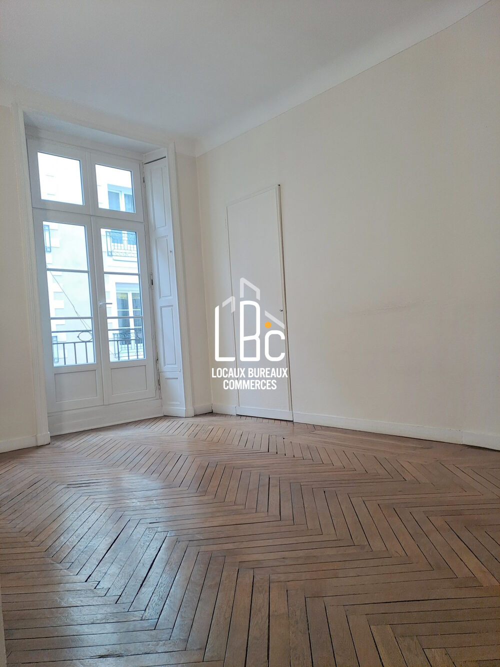   Nantes centre ville - Plateau de bureaux 110 m² à louer 