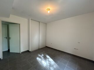  Appartement à louer 2 pièces 46 m²