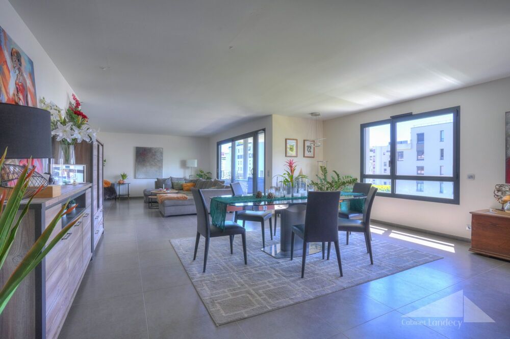 � vendre  Appartement Saint-Genis-Pouilly (01630)