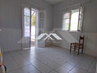  Immeuble � vendre 142 m�