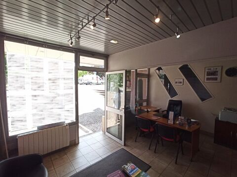 LOCATION Local type AGENCE 72m&sup2; - EST LIMOGES 1000 87350 Panazol