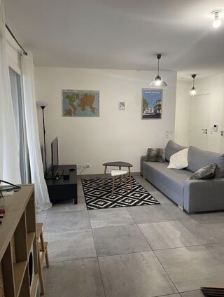  Appartement à louer 3 pièces 63 m²