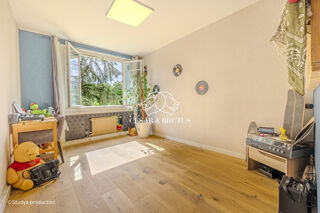  Appartement  vendre 5 pices 119 m Tassin-la-demi-lune