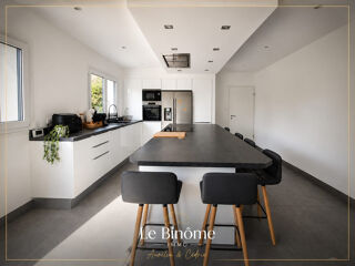  Maison à vendre 7 pièces 166 m²