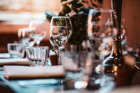 BAR / RESTAURANT Avec Licence 4 & Extraction 119900 38200 Vienne