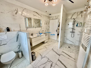  Maison  vendre 5 pices 175 m