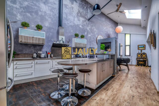  Maison à vendre 8 pièces 328 m²