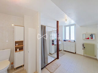 Vente Maison maison de bourg avec ascenseur – 2 grandes chambres - conforme Nogent-le-bernard