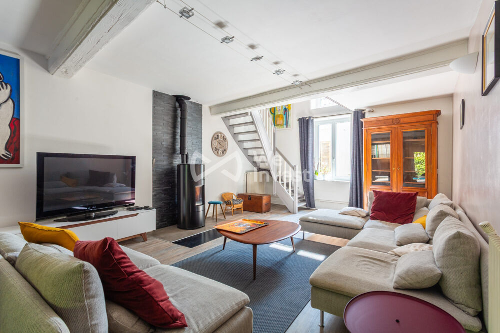 Vente Immeuble ENSEMBLE IMMOBILIER AVEC MAISON DE 182 m² 4 CHAMBRES - COEUR DU Vernaison