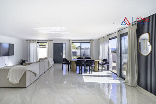  Maison à vendre 4 pièces 157 m²