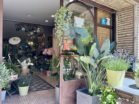 Fonds de commerce au coeur du village 106000 26110 Nyons