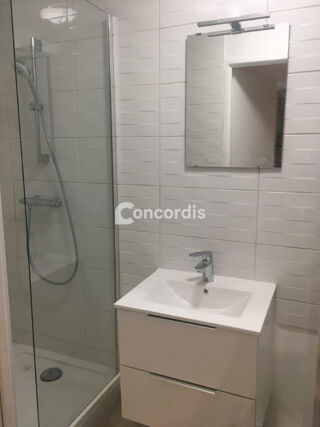  Appartement à louer 3 pièces 29 m²
