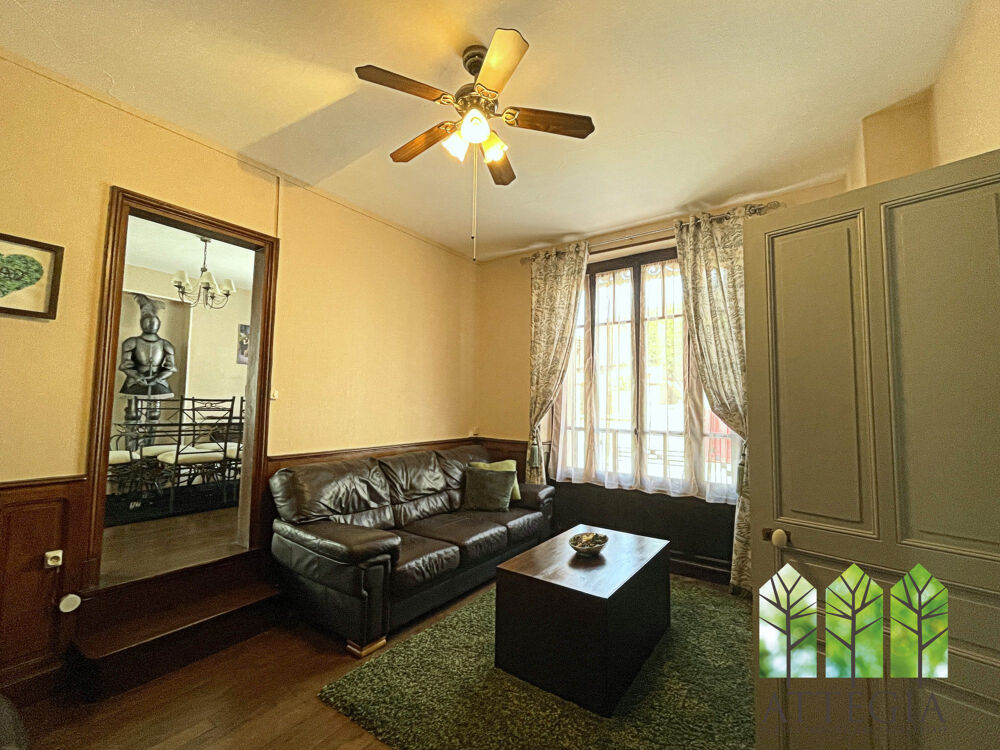 Vente Maison Elegante maison de bourg, 5 chambres, jardin Châtelus-malvaleix