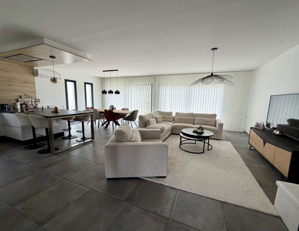 Maison 7 pièces 204 m² · à Saint-Ay · 204 m² · 399 900 €