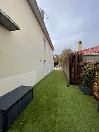  Maison à louer 5 pièces 155 m²