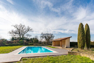  Maison  vendre 7 pices 382 m