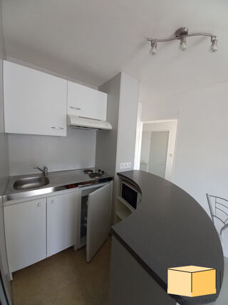  Appartement à louer 1 pièce 21 m²