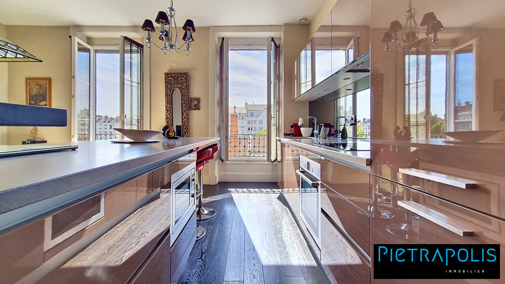Vente Appartement LYON 7 – JEAN MACÉ | T4 traversant, volumes et caractère Lyon 7