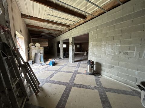   LOCAL 216m² LE PALAIS SUR VIENNE 
