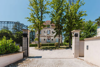 Apartment in Saint-Didier-au-Mont-d'Or, Métropole de Lyon