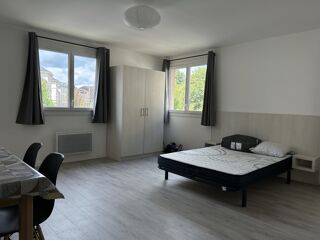  Immeuble à vendre 611 m²