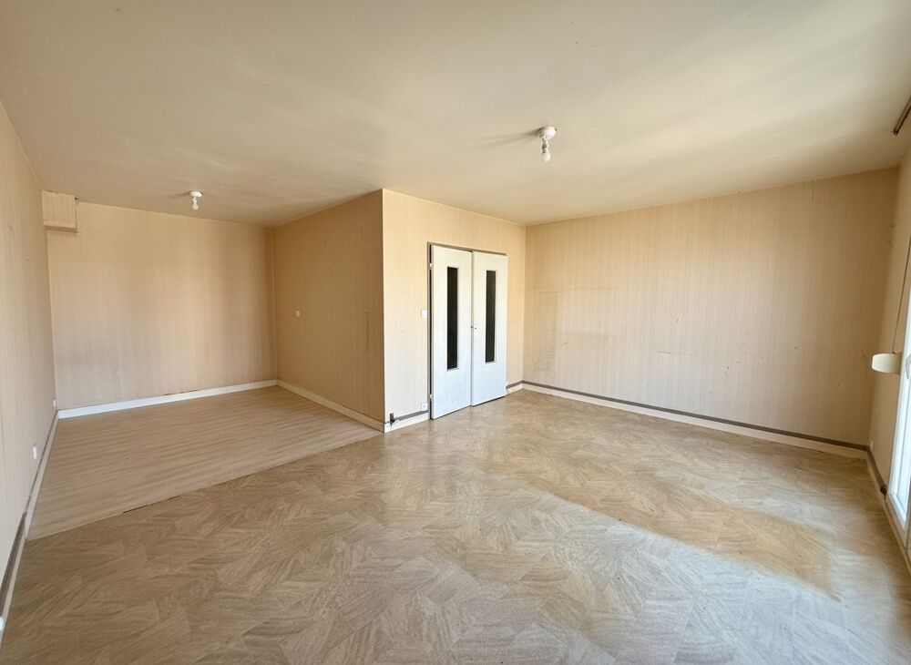 Appartement 5 pièces 100 m² · à Orléans · 100 m² · 92 000 €