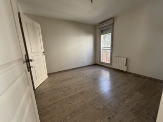 Appartement à louer 2 pièces 42 m²