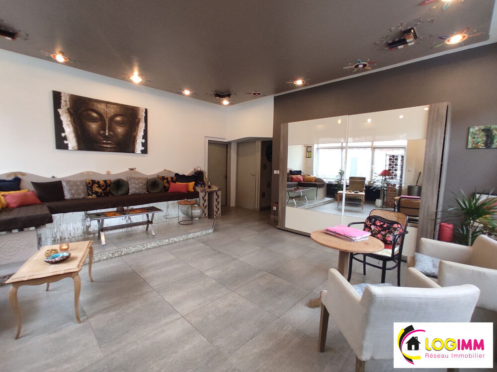 Avec double garage Grande maison de 205 m² avec 5 chambres et j