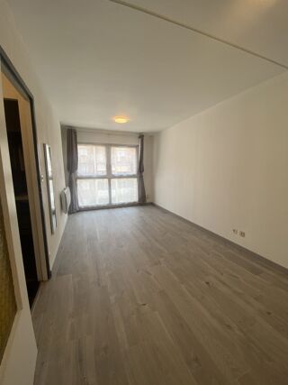 Appartement à louer 2 pièces 24 m²