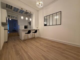  Appartement � vendre 2 pi�ces 81 m�