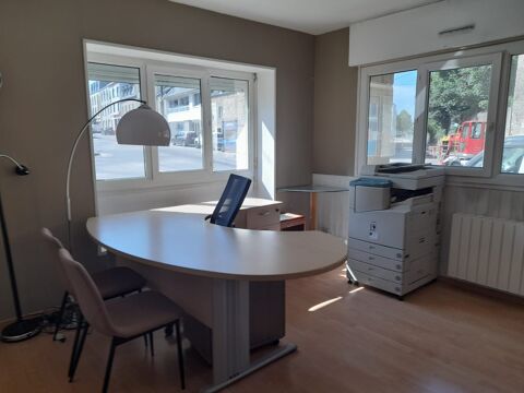 &Agrave; VENDRE � Local commercial 65 m&sup2; � AURAY 205550 56400 Auray