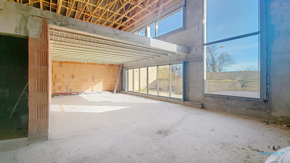 Maison en plateau - 200 m2 habitables - Piscine