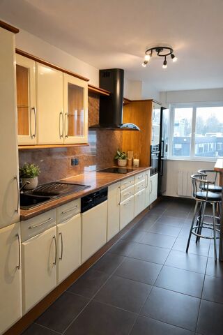  Appartement � louer 4 pi�ces 105 m�