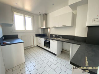  Appartement à louer 3 pièces 87 m²