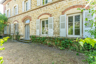  Maison à vendre 11 pièces 272 m²