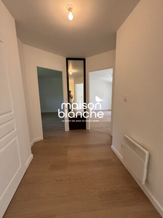  Maison à louer 4 pièces 117 m²