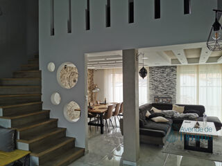 Maison à vendre 7 pièces 161 m²