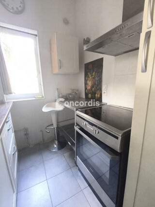  Appartement à louer 3 pièces 78 m²