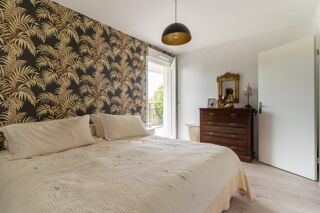  Appartement à louer 4 pièces 90 m²