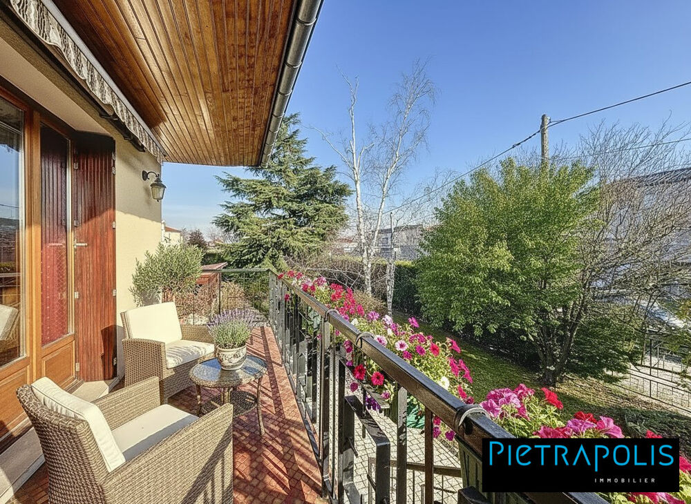 Vente Maison Maison individuelle à CORBAS, à proximité des transports, éc Corbas